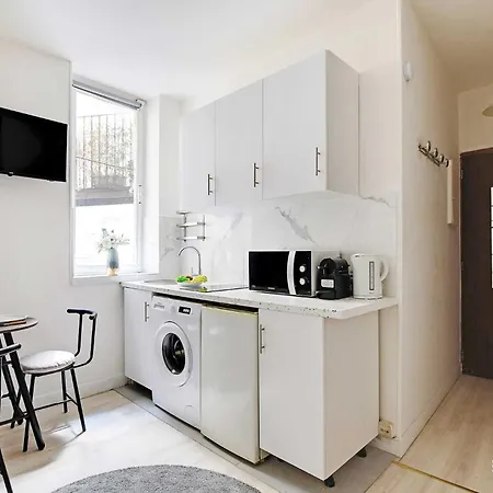 Cozy In The Heart Of The Marais Parigi